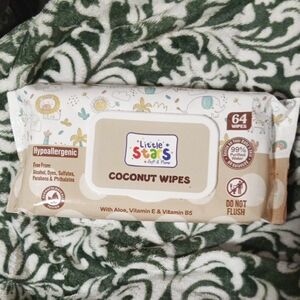 Coconut Wipes - Hypoallergenic, 64 Count